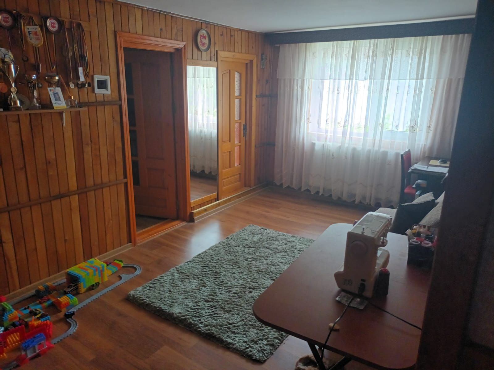 Vând casă P+1 zona Crang-Caraiman