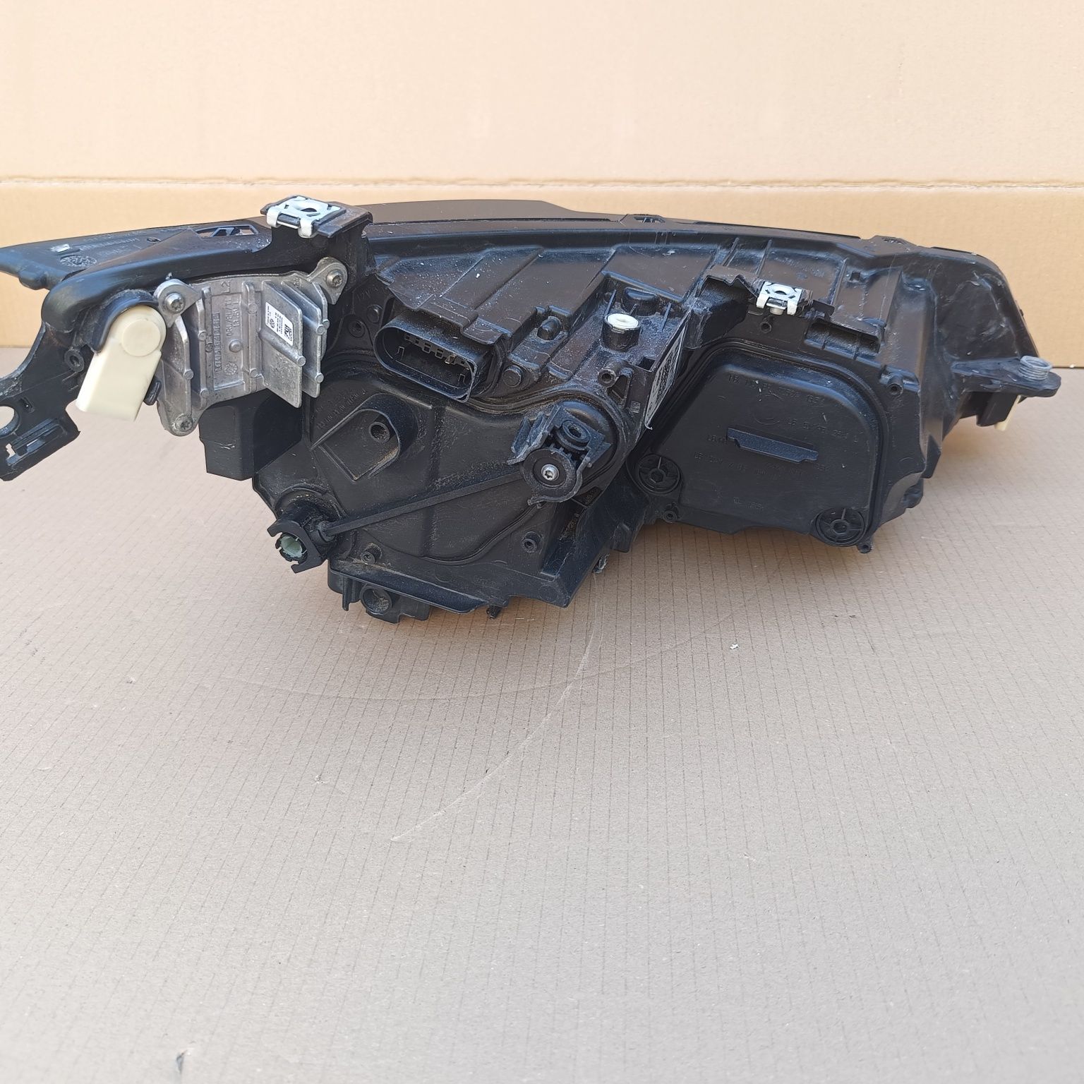 Ляв фар GOLF 8 VIII GTI Full Led IQ Light 5H1941059A