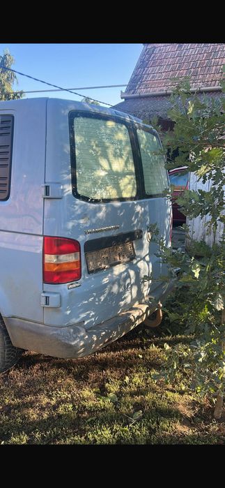 Vw t5 pentru dezmembrari
