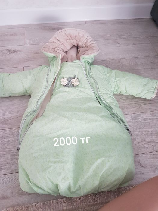 Продам детские вещи до года