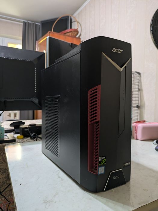 Acer nitro n50-600 | core i5-840 | 16gb ddr4 | gtx 1050ti