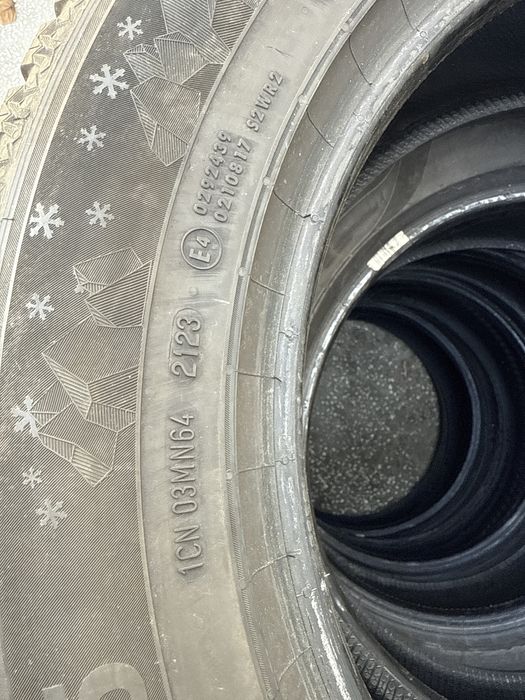 215.65.17 4 бр зимни гуми Семперит дот2123