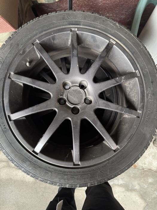 Jante cu cauciucuri in stare perfecta