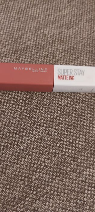 Козметика червила