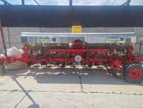 Semanatoare pneumatica randuri distantate , Bufer  8 rows