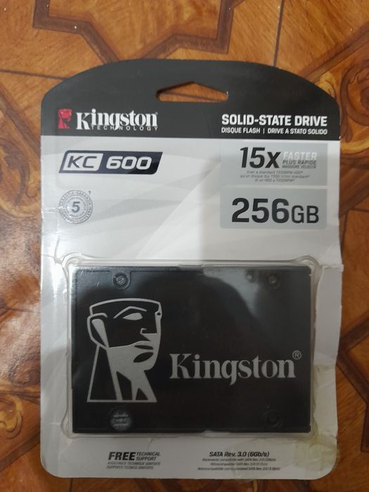 SSD Kingston KC600 256GB | Отличное состояние | 98% здоровья