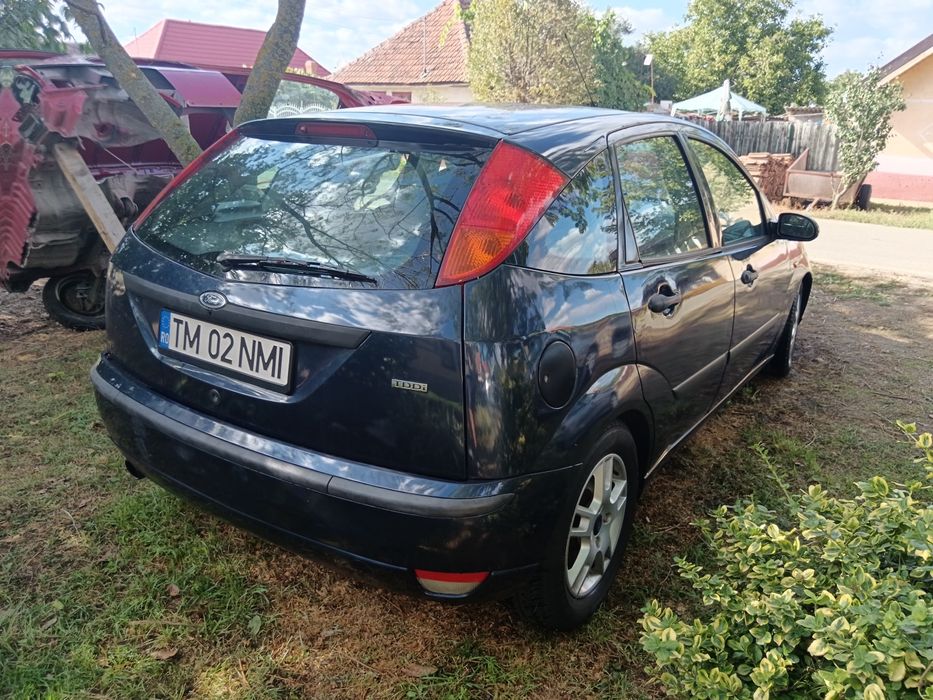 Vand Ford Focus MK1  2004 Hatchback 1.8 TDDI