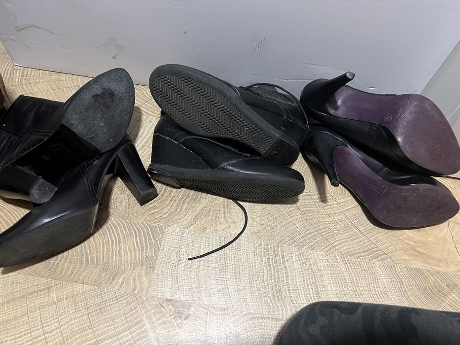 Ghete/ pantofi piele naturala marime 38-39