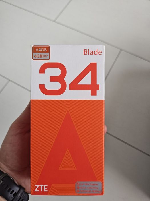 Vând Zte blade a34