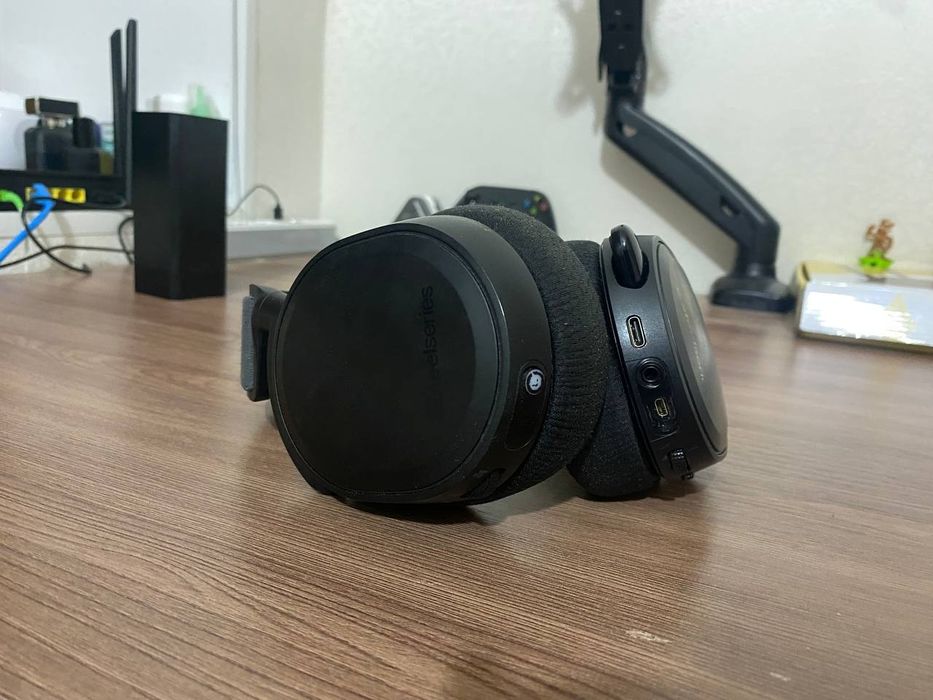 Steelseries Arctis 7+