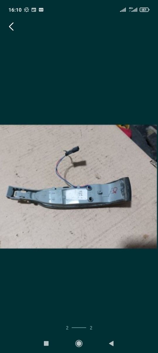 Lampă lumină la semnalizare stânga la oglindă  Mercedes ML GL