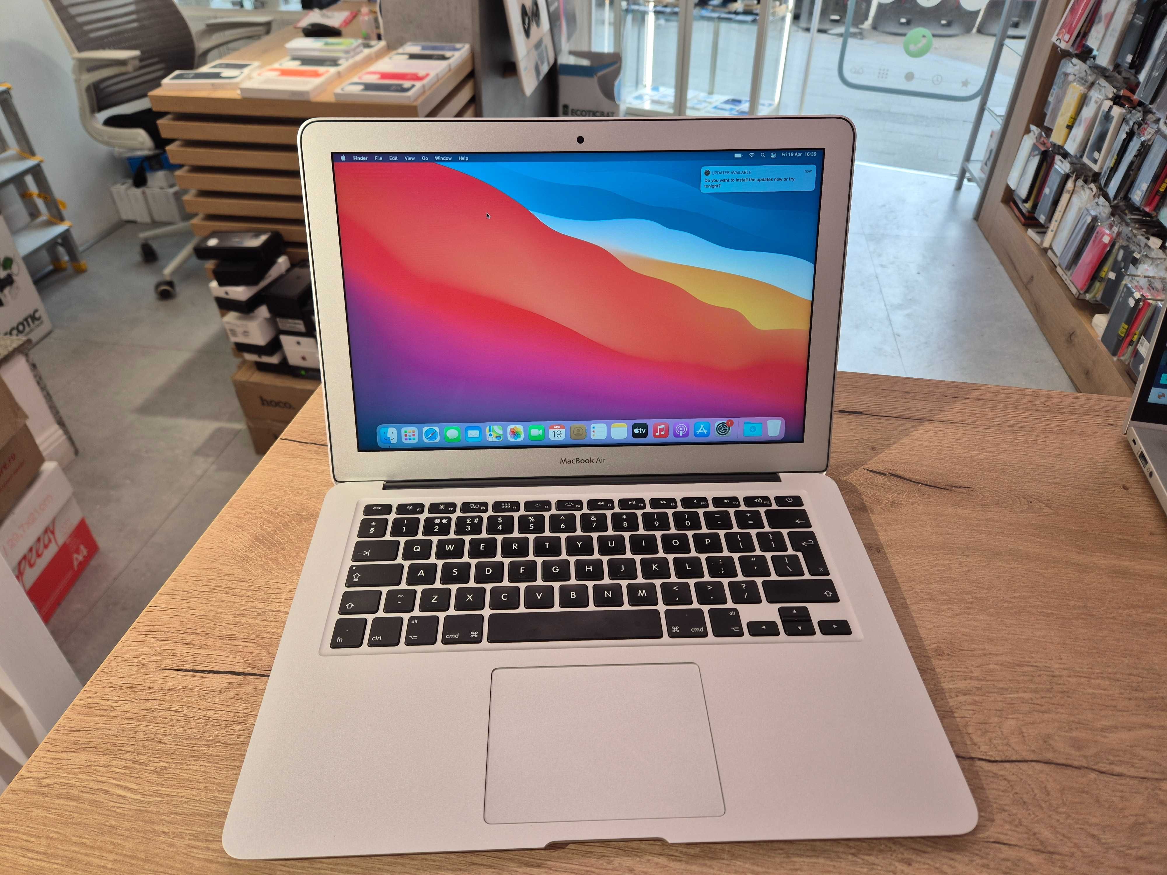 MacBook Air 2017 13" i7 8GB Ram | Factura & Garantie | Buy-Back |