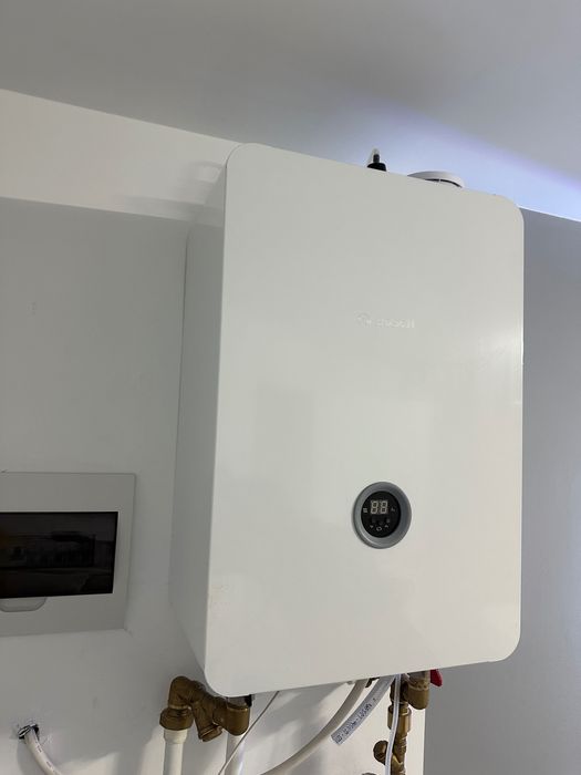 Centrala termica electrica Bosch tronic heat 3500 24 kw