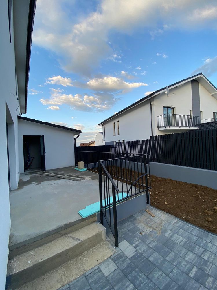 Casa de vanzare tip Duplex , Calea Cisnadiei, casa de apa
