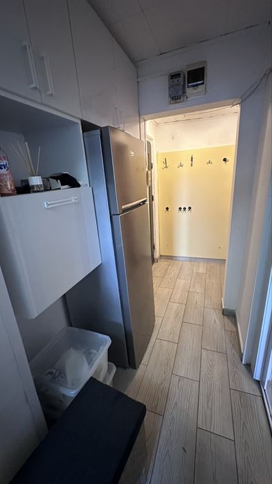 Vand apartament 3 camere ultimul etaj 10