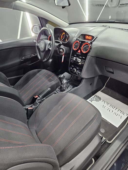 Vad  opel corsa din 2010