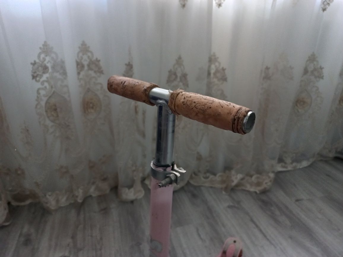 Продам два самоката