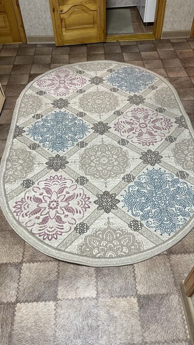 Ковер искустенный