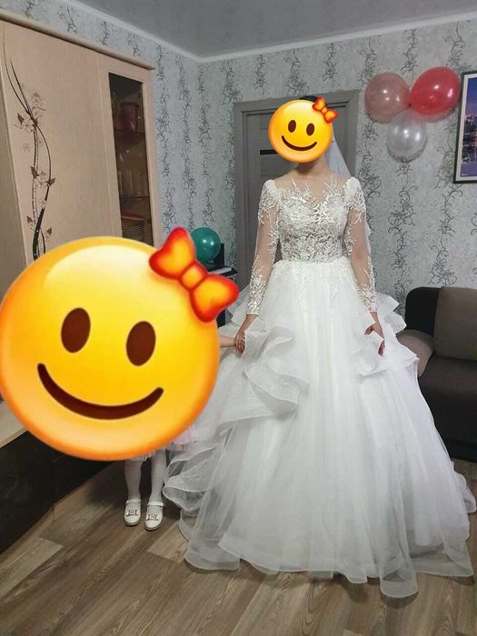 Свадебное плате продам