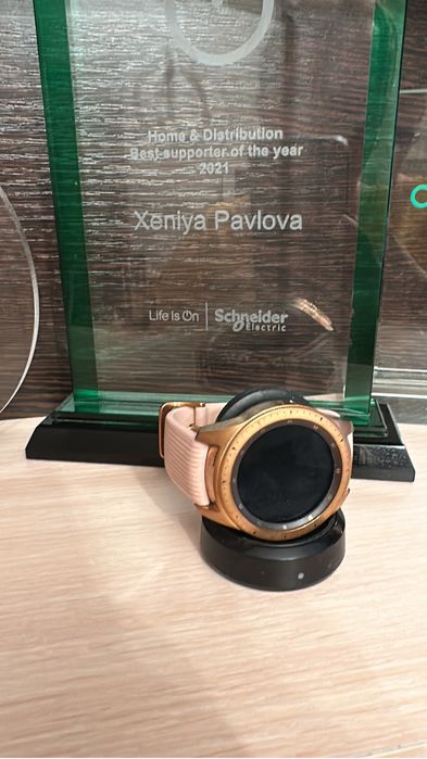 Смарт часы самсунг женские