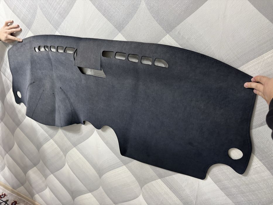 Продам накидку на панель и чехлы на сиденья!