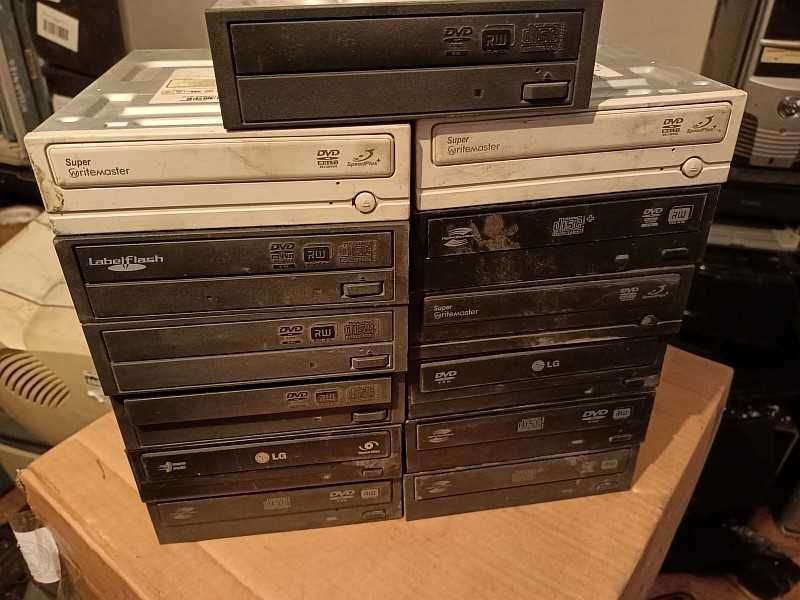 Продам DVD-дисководы