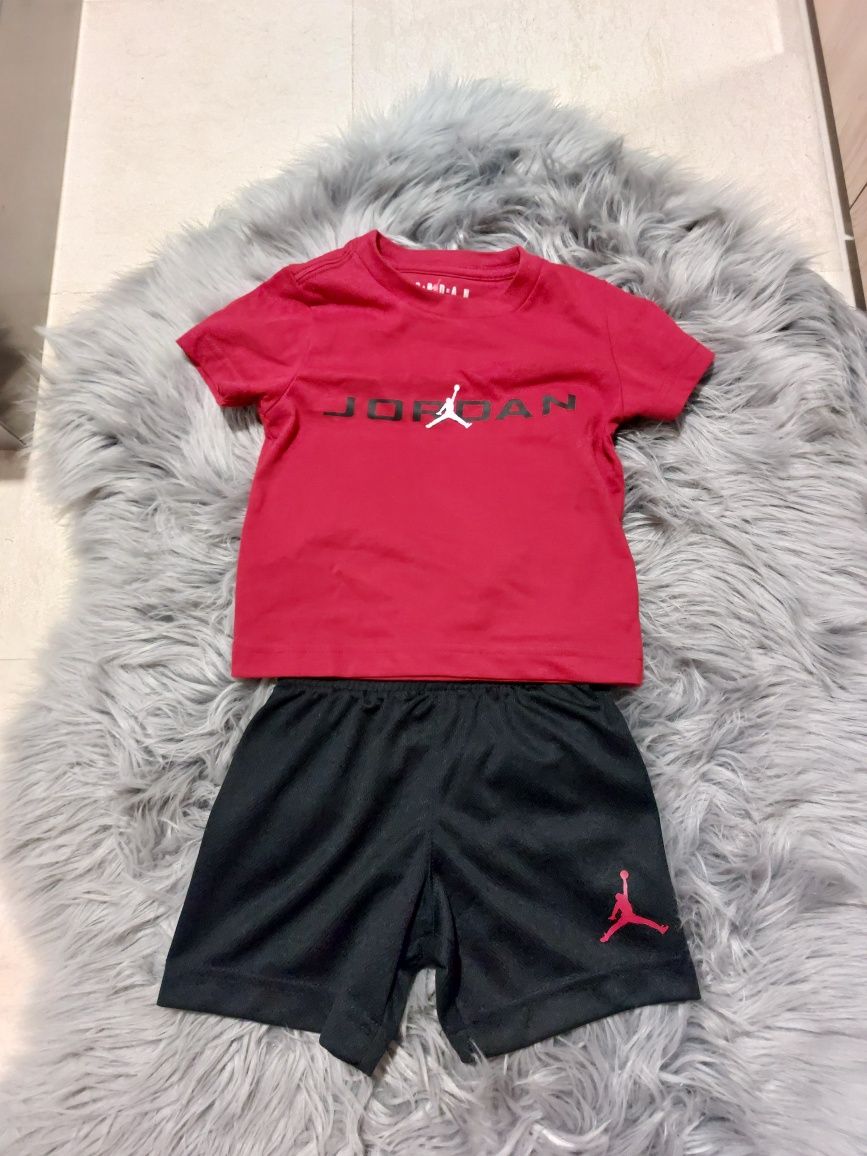 Бебешки анцуг и комплект Kenzo Adidas Jordan 86см 12-18 месеца