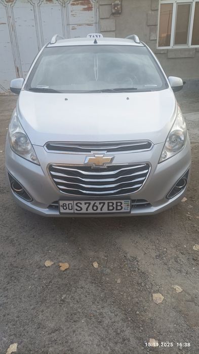 Спарк машинаси сотилади  холати яхши расходи ек йили 2010 ками бор