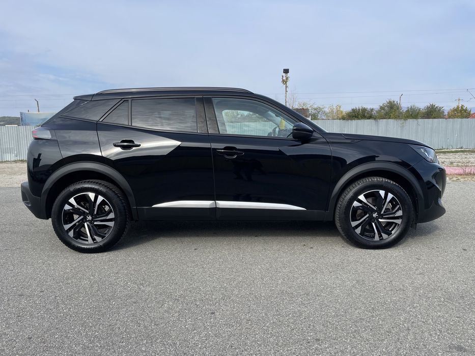 Peugeot 2008 An 2021 Allure Automat 130 cp cockpit Led Navi Camera