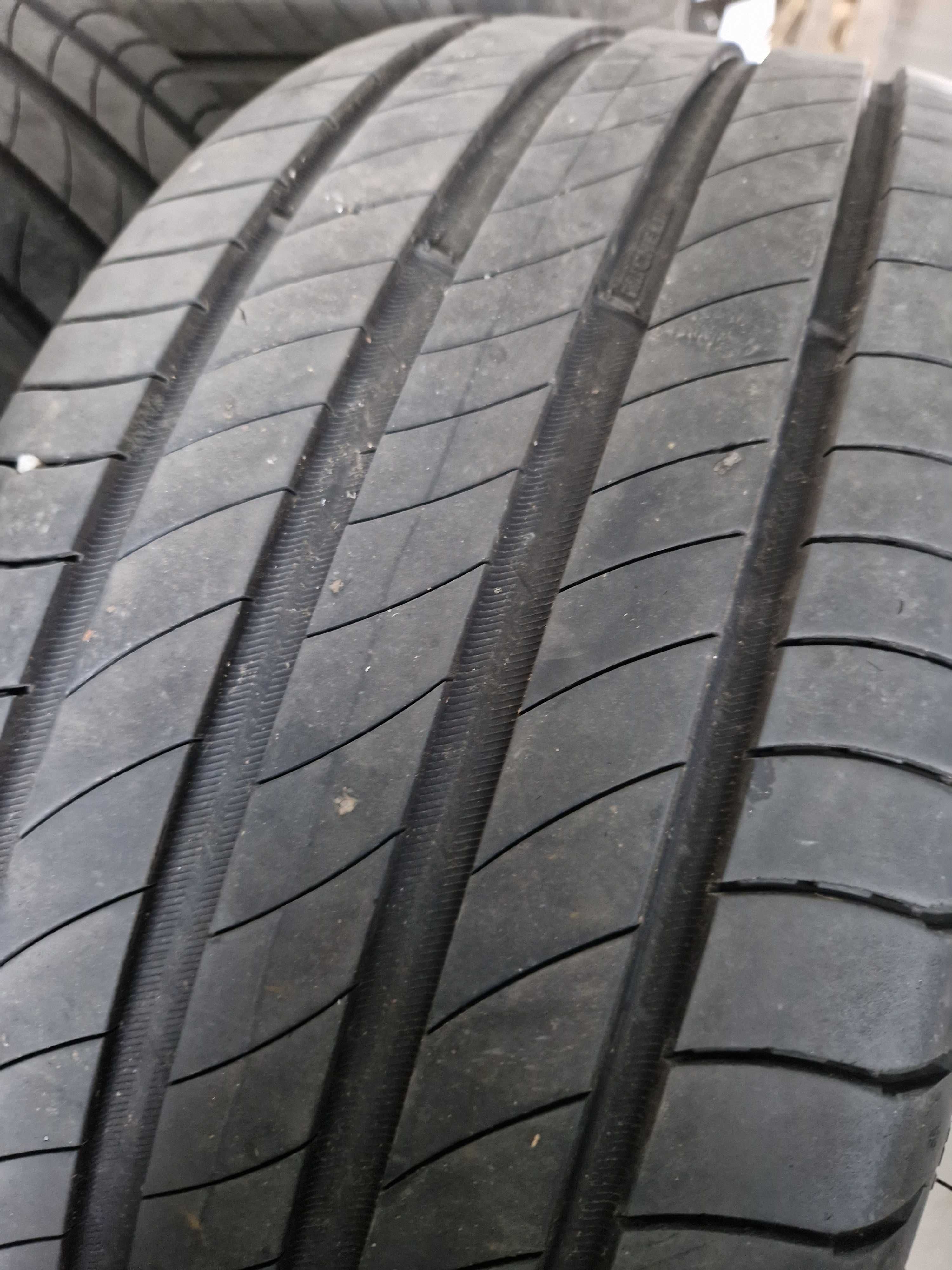 2бр. 235/40 R19 Michelin Pilot 4