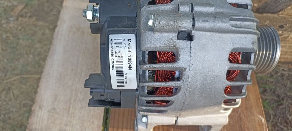 Vând 2 Alternatoare