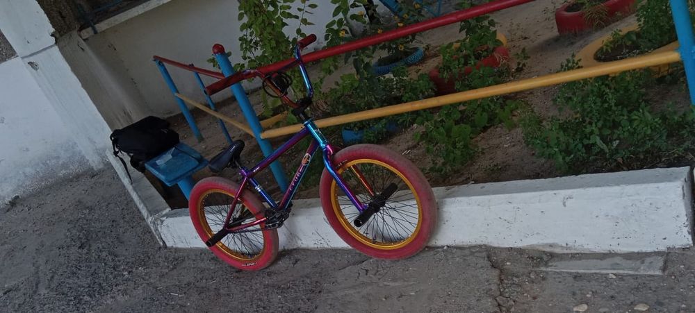Продам труковой bmx