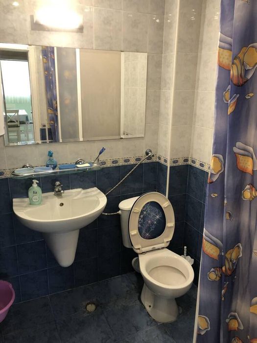 Дава се под наем Двустаен апартамент в Бургас, Лазур - 68 кв.м за 510 € - Снимка #5