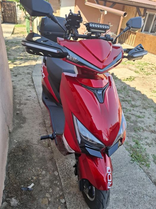 Vând Scuter electric RDB.motor de 2000w.