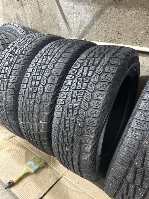 Шины зимние 185/65R15