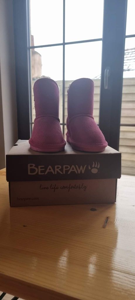 Vand Ghete impermeabile din piele intoarsa Rosaline, marca Bearpaw