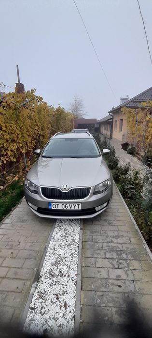 De vinzare skoda octavia3