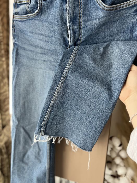 Blugi Zara, măsura 36, purtati o data