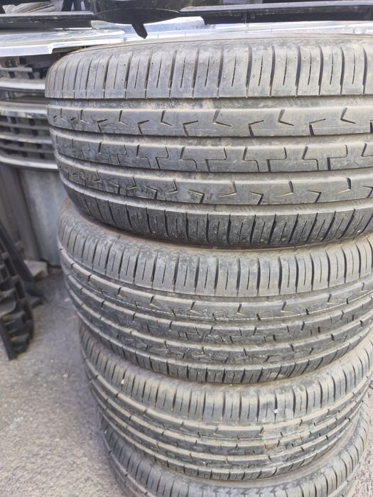 Продам шины новые R19