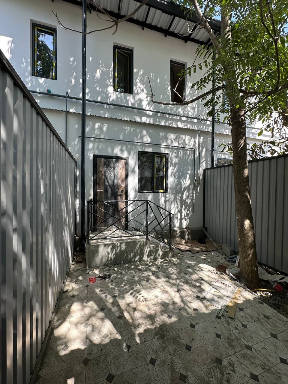 Продаётся коттедж 4 комнатный яшнабадский район ориентир котелный круг