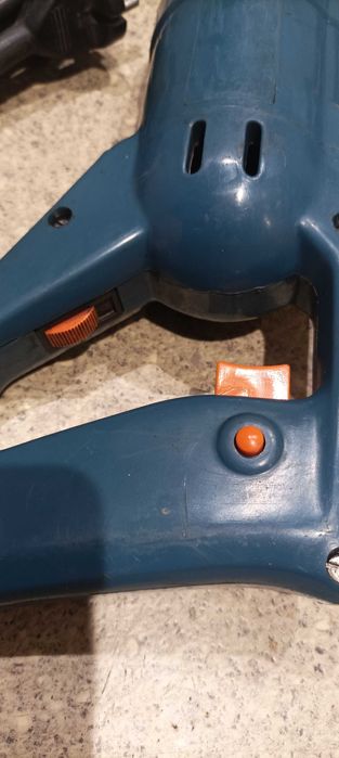 Елпром Б 10 R + L   едноскоростна  бормашина