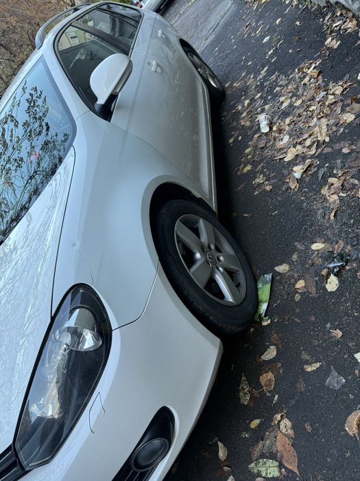 Vand urgent golf 6 break, 1.6 tdi, fab. 10.2009,stare foarte buna