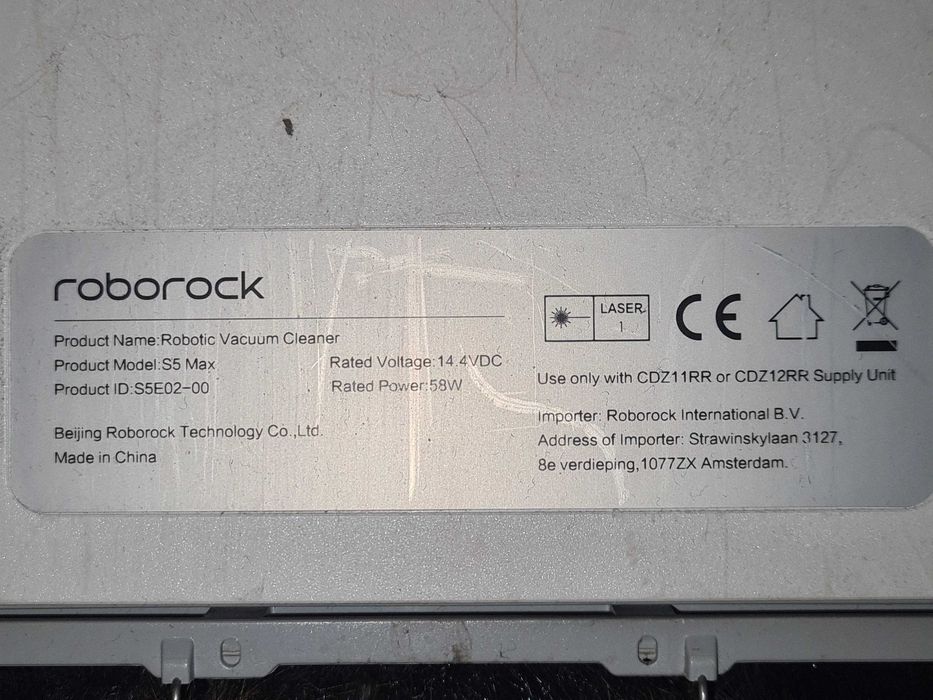 Aspirator cu mop Roborock S5 Max & Mop cu abur Leifheit 11924