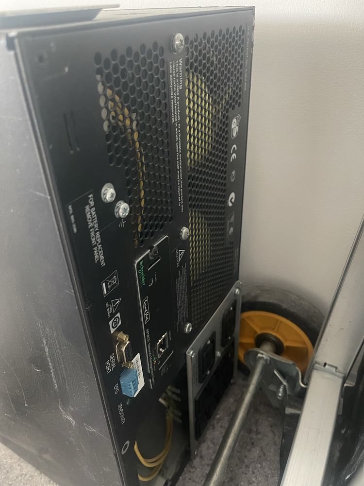 Продам smart-UPS APC ИБП 5000Вт
