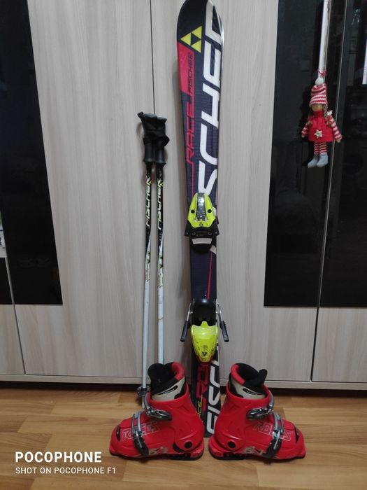 Продам лыжи комплект