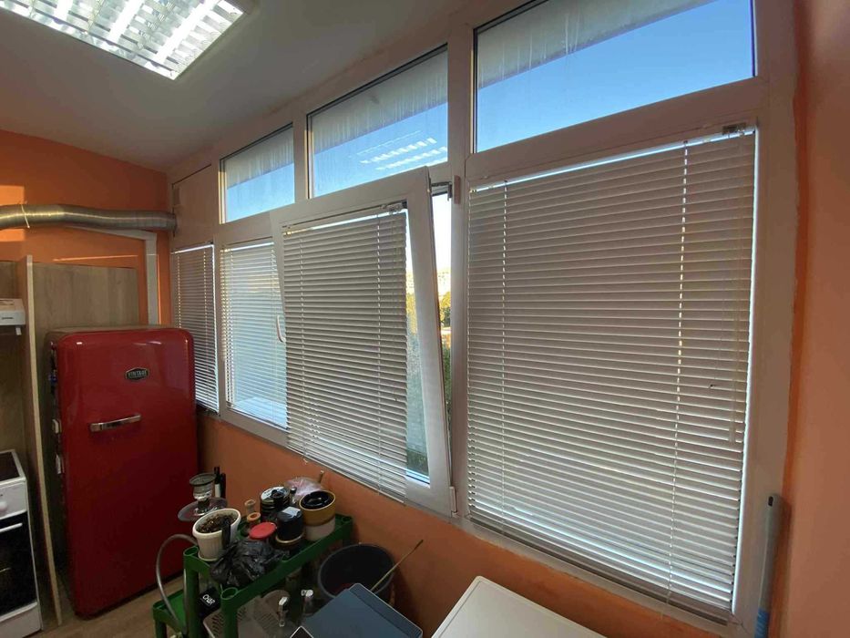 Дограма PVC двупластова