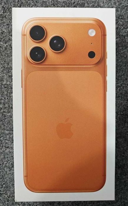 Iphone 17 Pro Max Orange 2г. гаранция