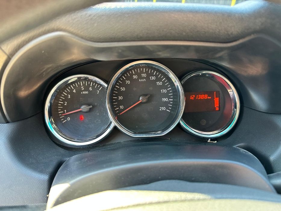 Dacia Duster 1.2 TCe 92 CP – 2014 – Euro 5 – Navigație / Senzori / AC