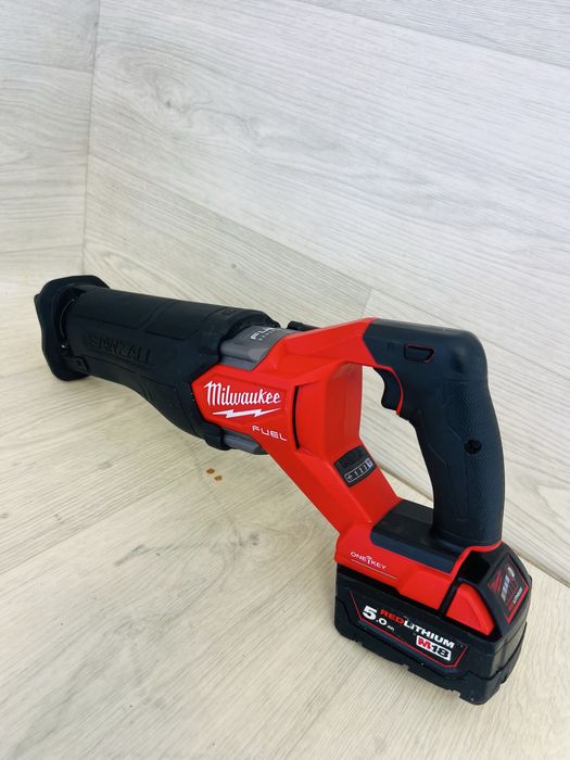 Milwaukee M18 ONEFSZ fierestreu sabie