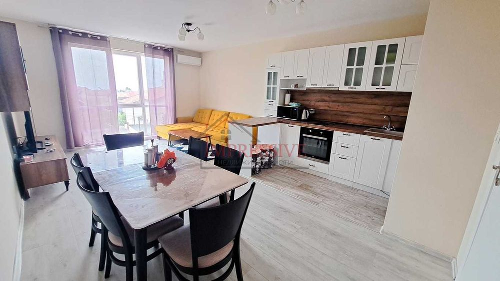 Двустаен Обзаведен с Паркомясто кв.Виница